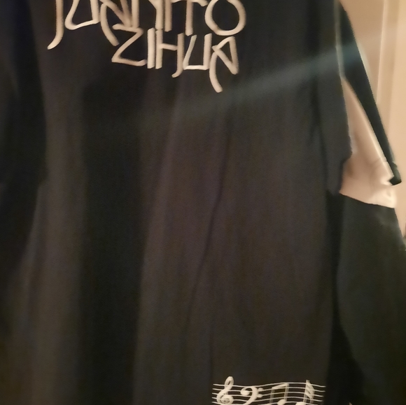 Very cool top - Picture 2 of 2